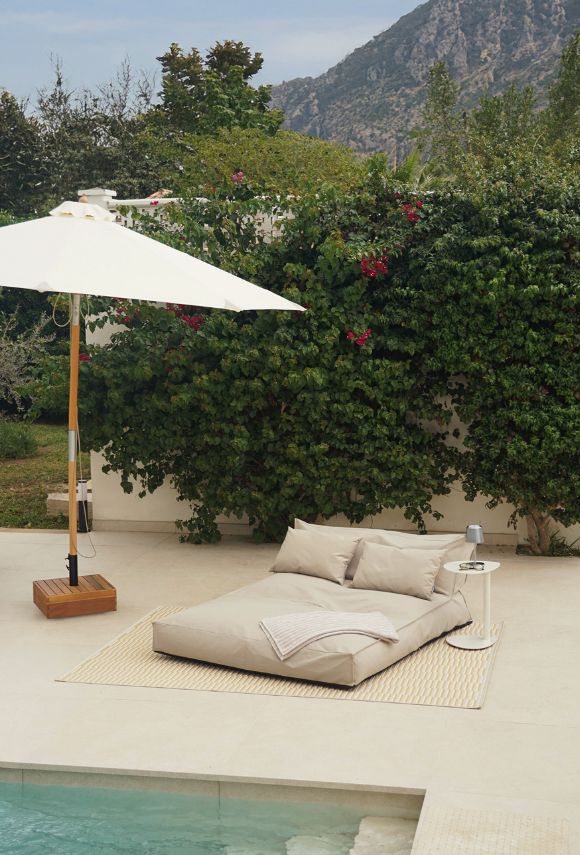 Luxuriöses Daybed für Garten & Terrasse